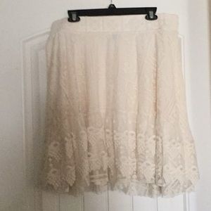 Lace skirt
